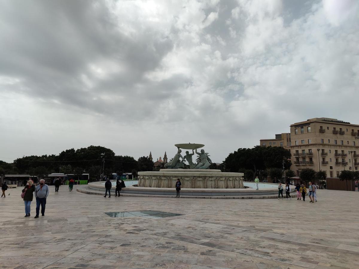 Near Valletta City - Open Views - Ta Tessie Suite In Floriana - Malta Bagian luar foto